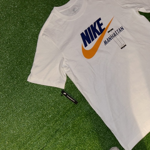 Nike Men’s Tee🆕 - Picture 3 of 10